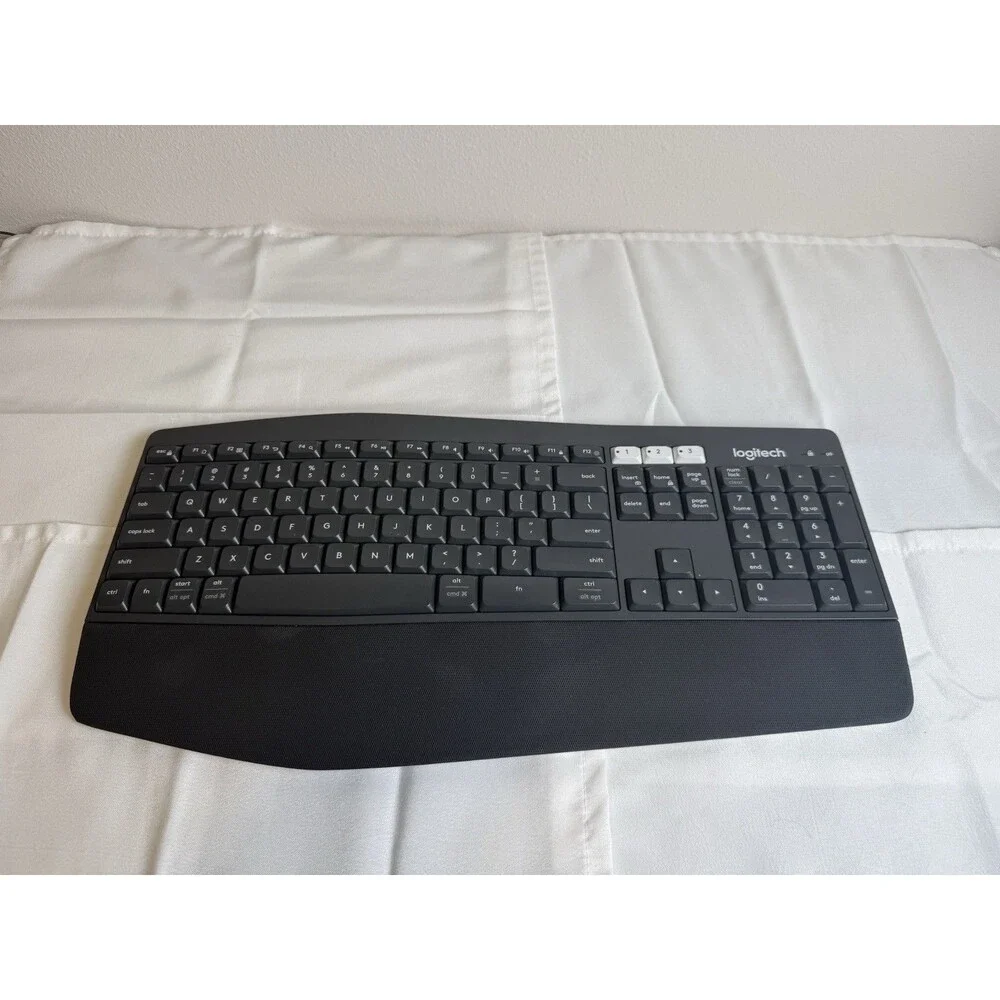 Logitech K850 Wireless Ergonomic Full-Size Keyboard Black QWERTY English